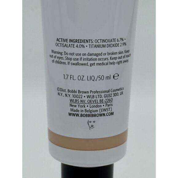 Bobbi Brown Vitamin Enriched Skin Tint Broad Spectrum SPF 15 Fair 2 50ml - Picture 7 of 7